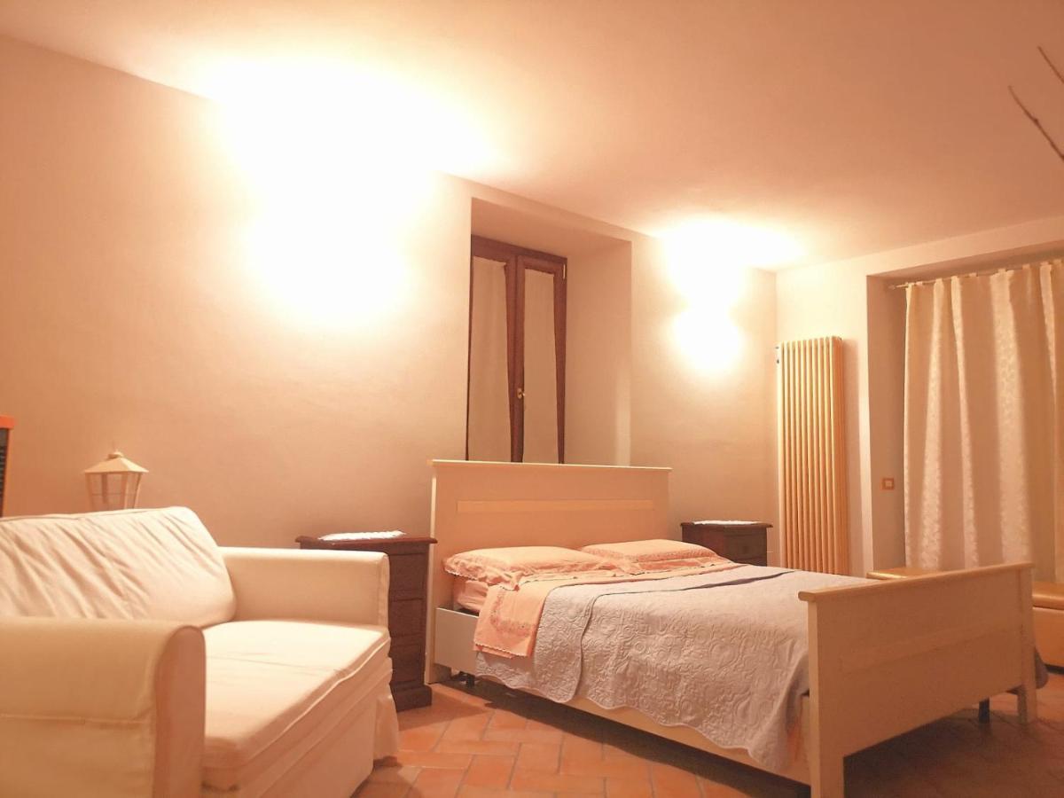 Casa Mica Hotel อับบาเดียซานซัลวาตอเร ภายนอก รูปภาพ